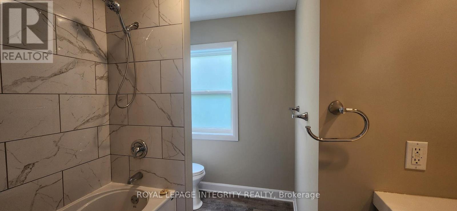 17 ROOSEVELT DRIVE - 14
