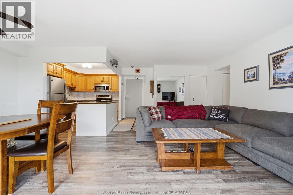 #1008 8591 RIVERSIDE DRIVE East - 3