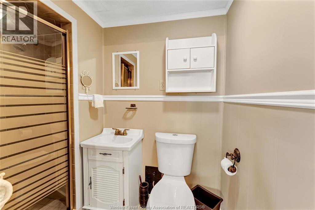 12240 CEDARWOOD, Tecumseh, Ontario, N8N2W2 — Photo 2