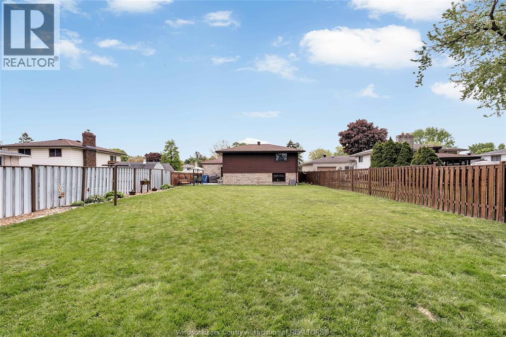 12240 CEDARWOOD, Tecumseh, Ontario, N8N2W2 — Photo 41