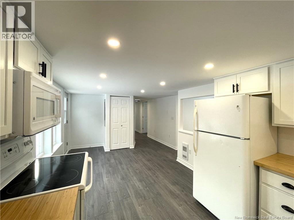39 Harkness Road - 13