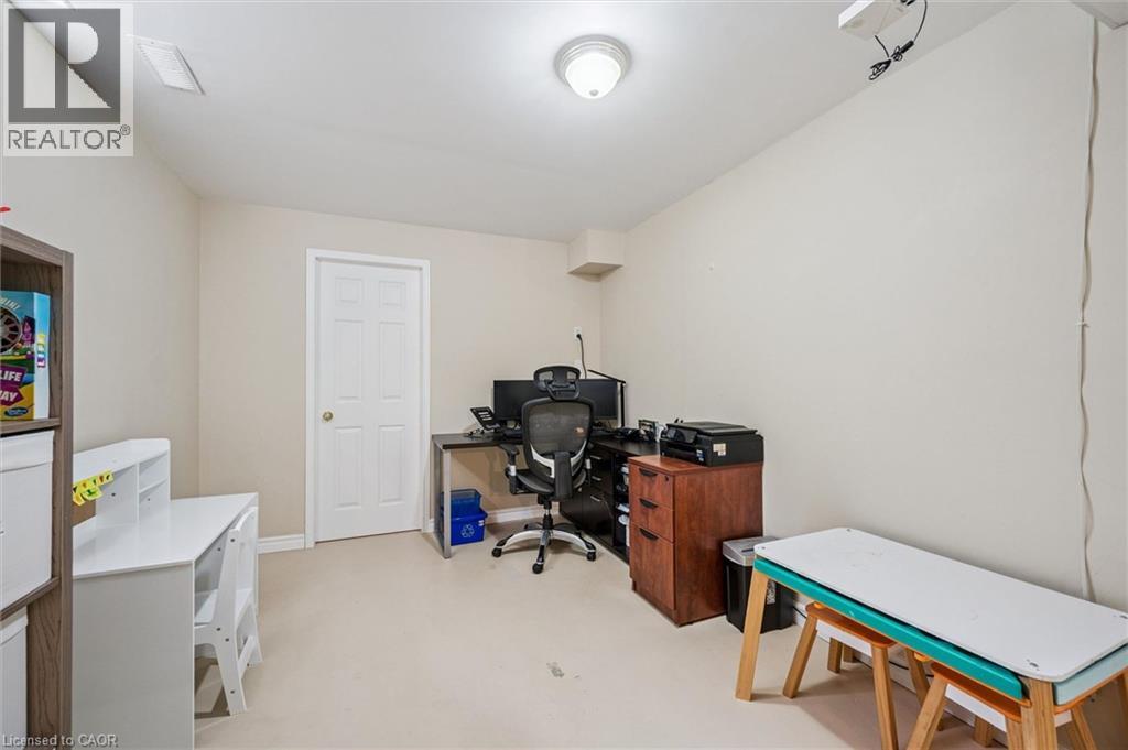 116 KERWOOD Drive - 24