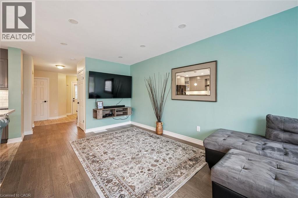116 KERWOOD Drive - 8