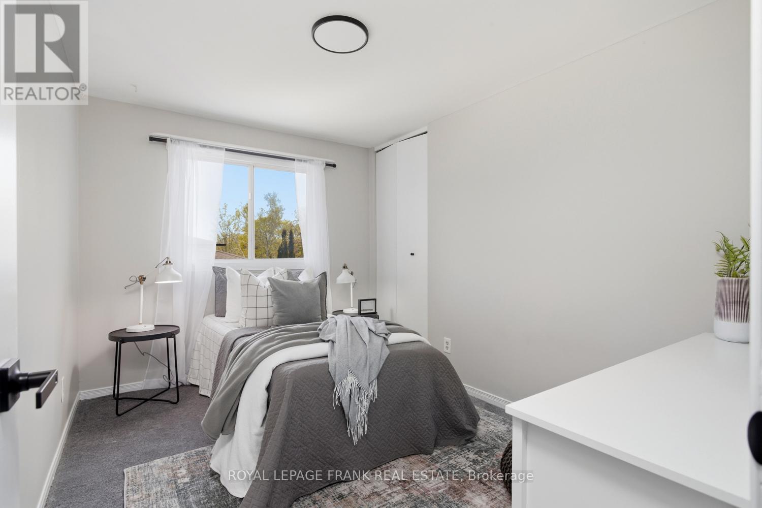 449 LANARK DRIVE - 21