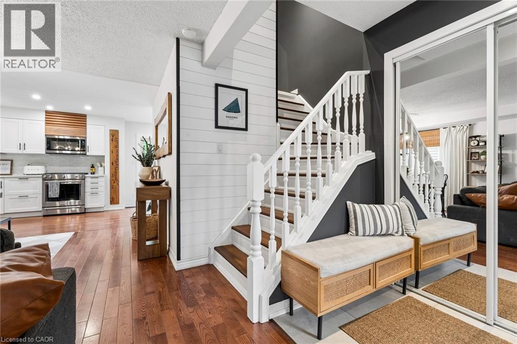 490 KNIGHTSBRIDGE Crescent, Ancaster, Ontario, L9G3S5 — Photo 19