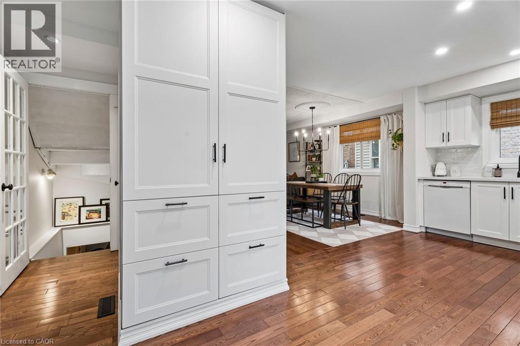 490 KNIGHTSBRIDGE Crescent, Ancaster, Ontario, L9G3S5 — Photo 33