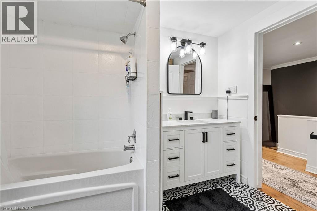 490 KNIGHTSBRIDGE Crescent, Ancaster, Ontario, L9G3S5 — Photo 41
