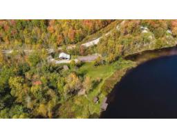 106b Ch. De La Montagne, L Ile Du Grand Calumet, QC J0X1J0 Photo 47