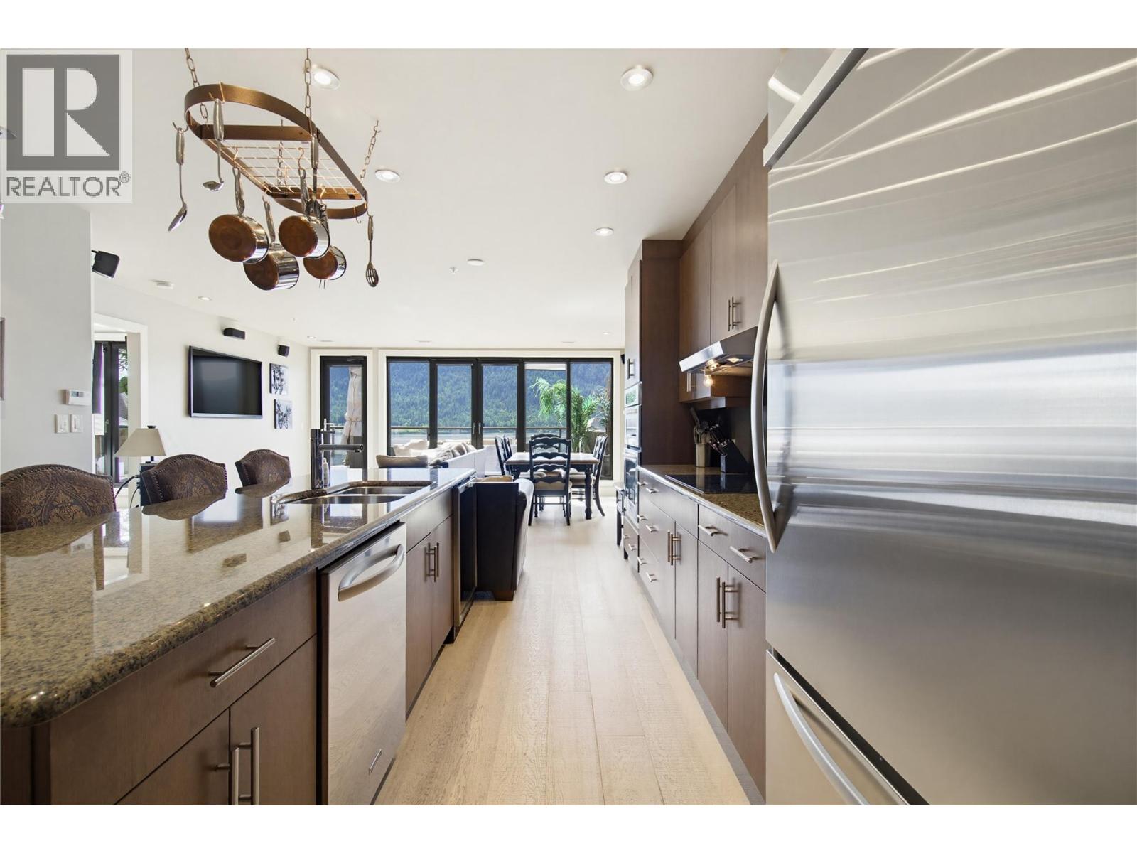 404 326 Mara Lake Lane, Sicamous