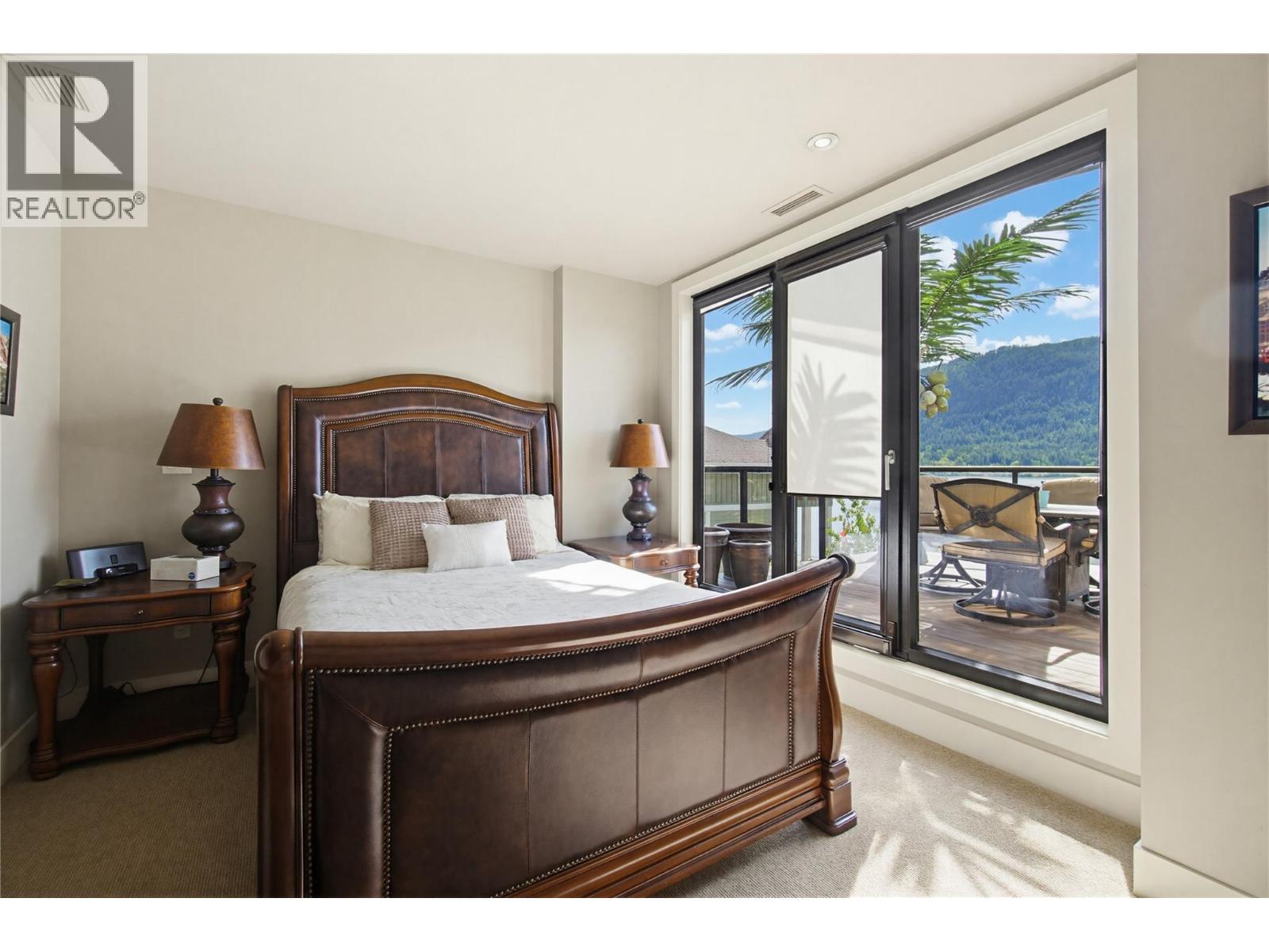 404 326 Mara Lake Lane, Sicamous