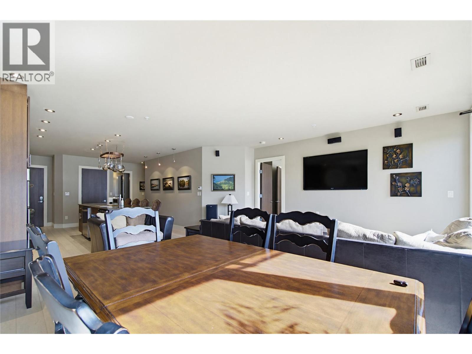 404 326 Mara Lake Lane, Sicamous