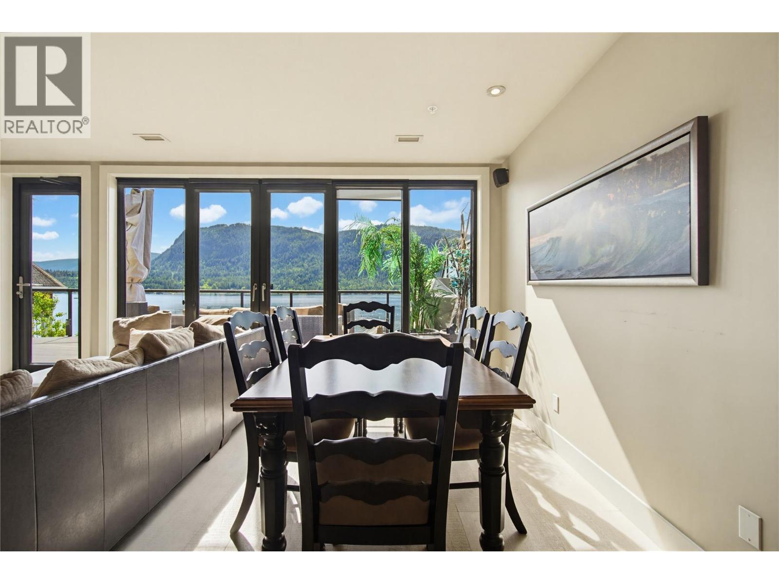 404 326 Mara Lake Lane, Sicamous