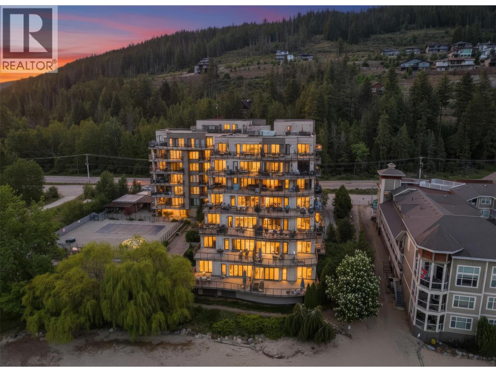 404 326 Mara Lake Lane, Sicamous