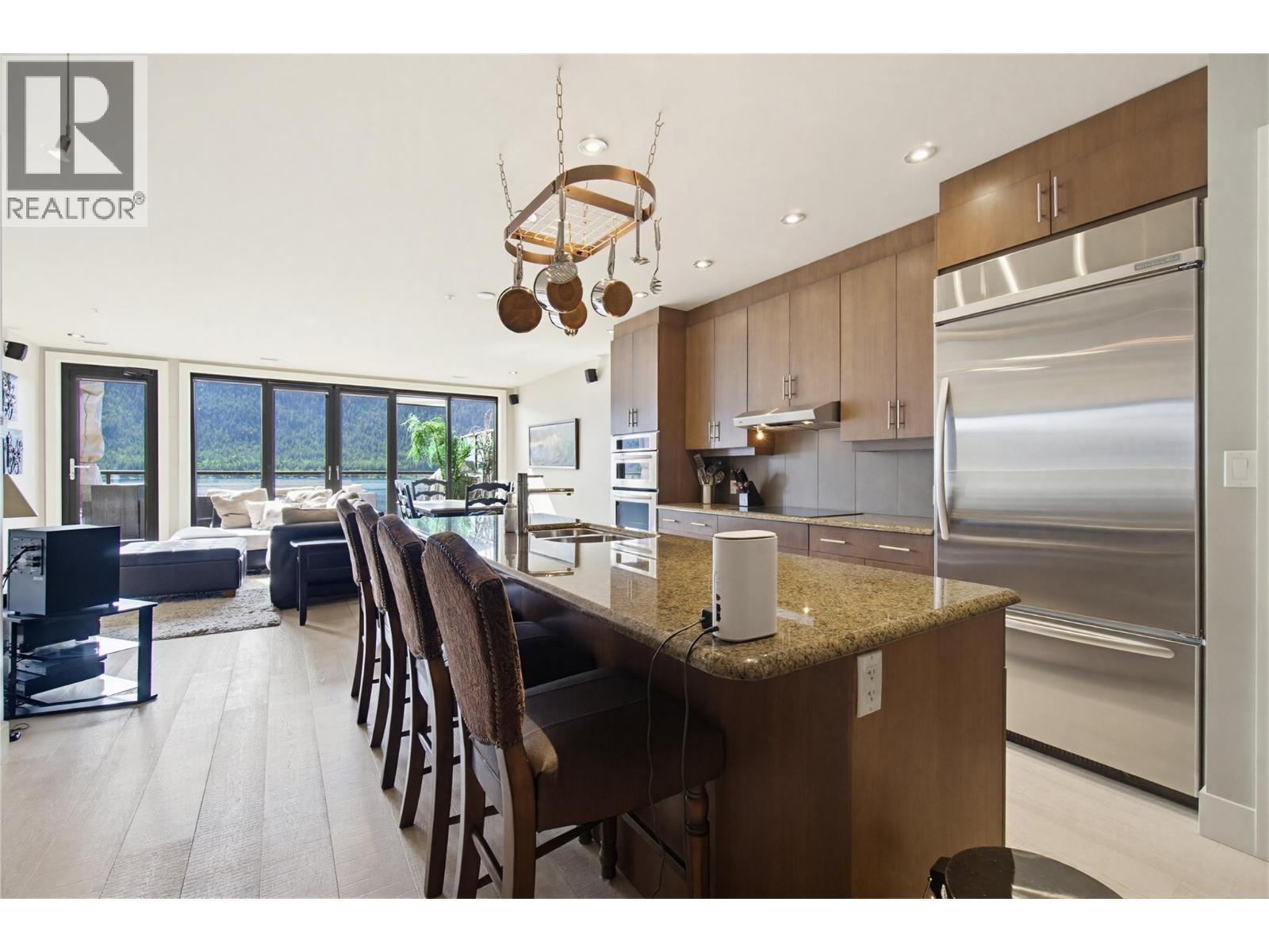404 326 Mara Lake Lane, Sicamous