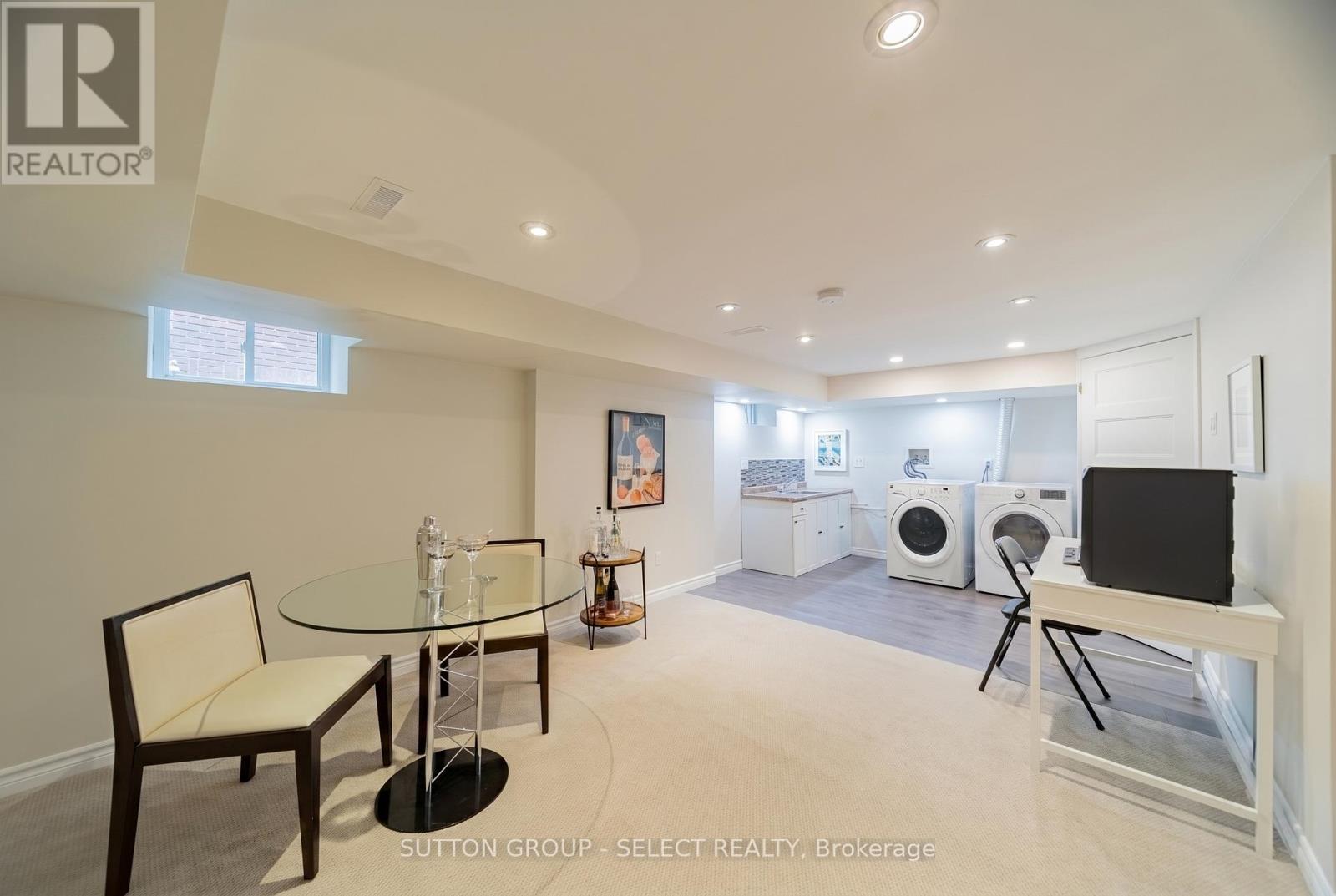 442 VICTORIA STREET - 37