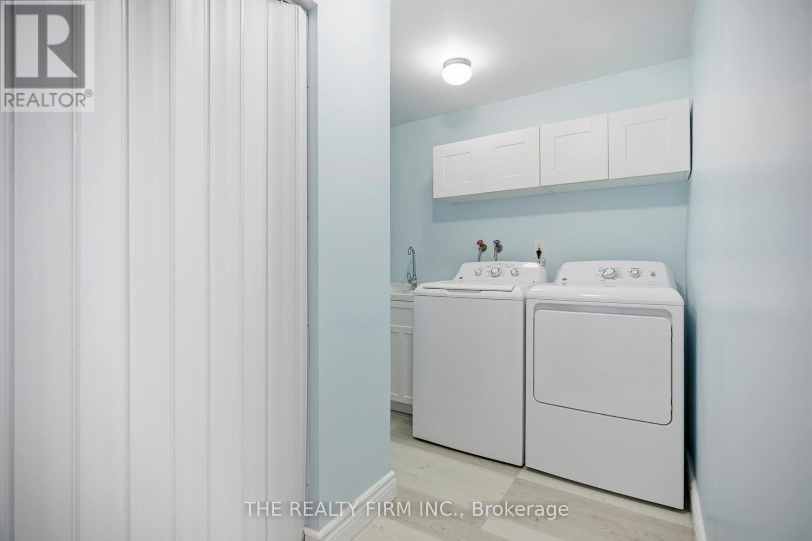 1389 PLEASANTVIEW DRIVE - 40
