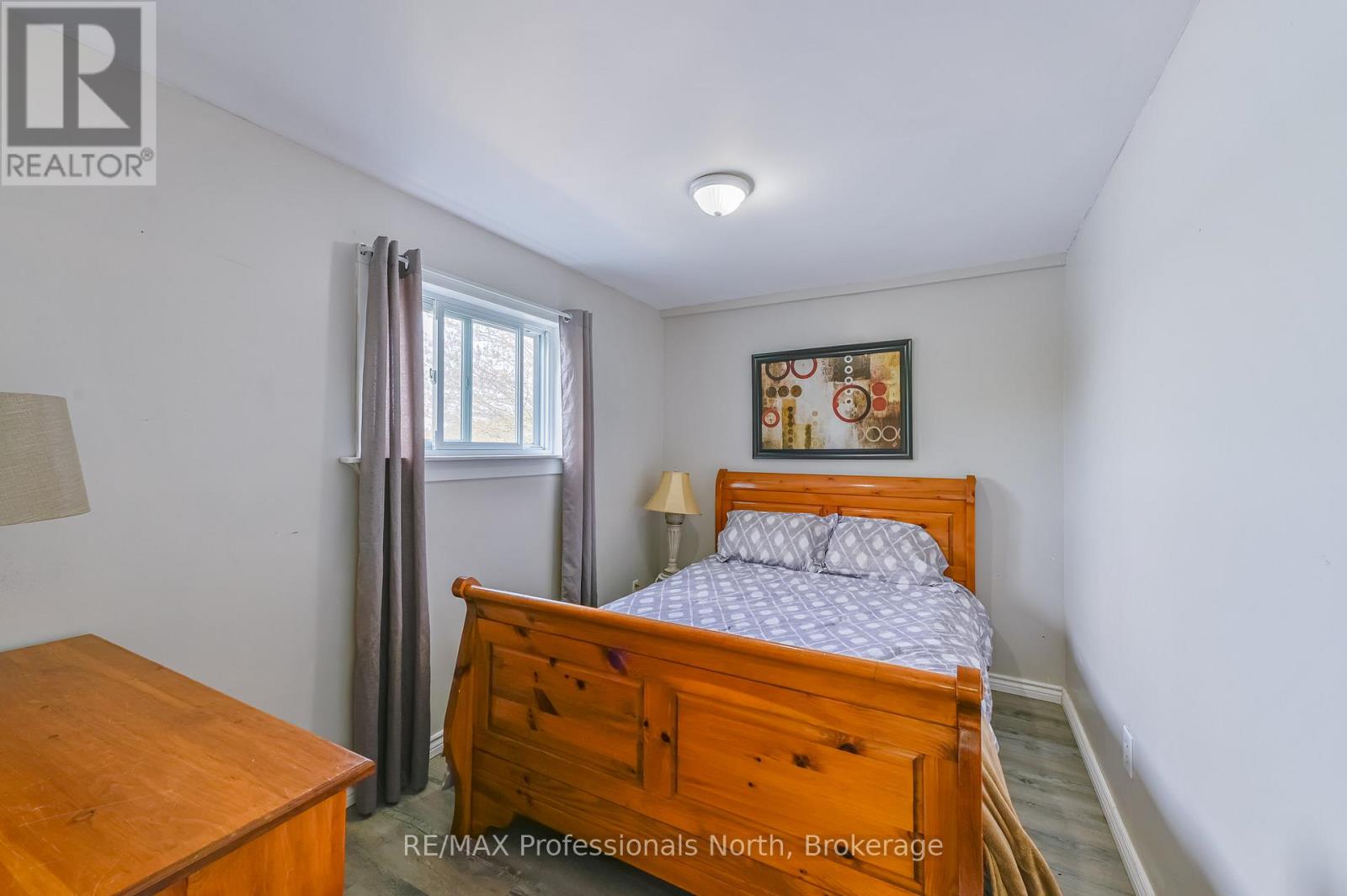 1031 LODGE LANE - 20