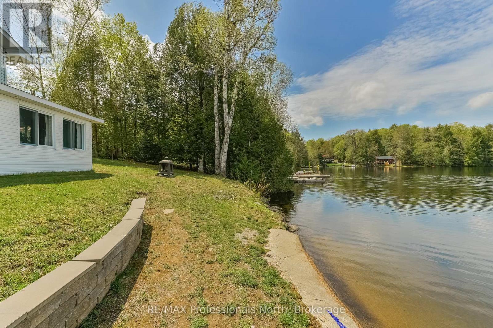 1031 LODGE LANE - 27