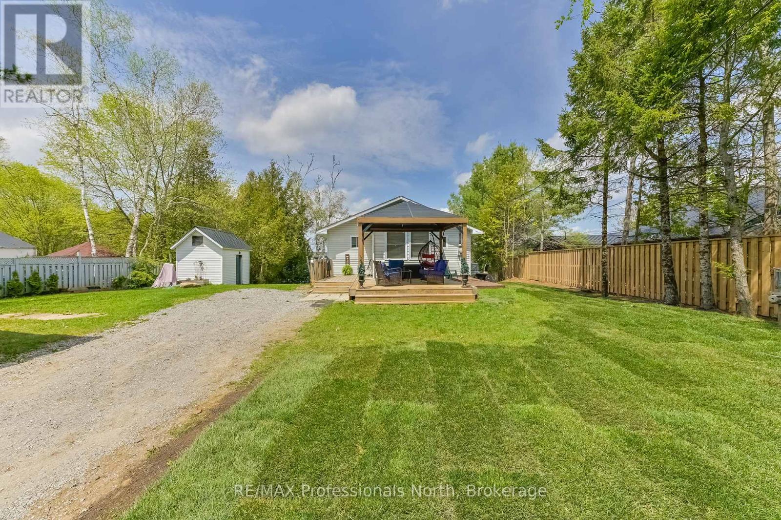 1031 LODGE LANE - 44