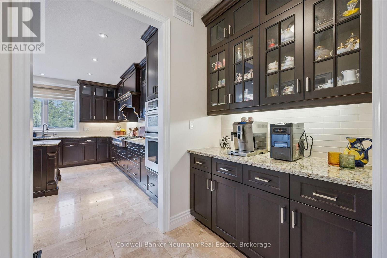 51 COX COURT - 8