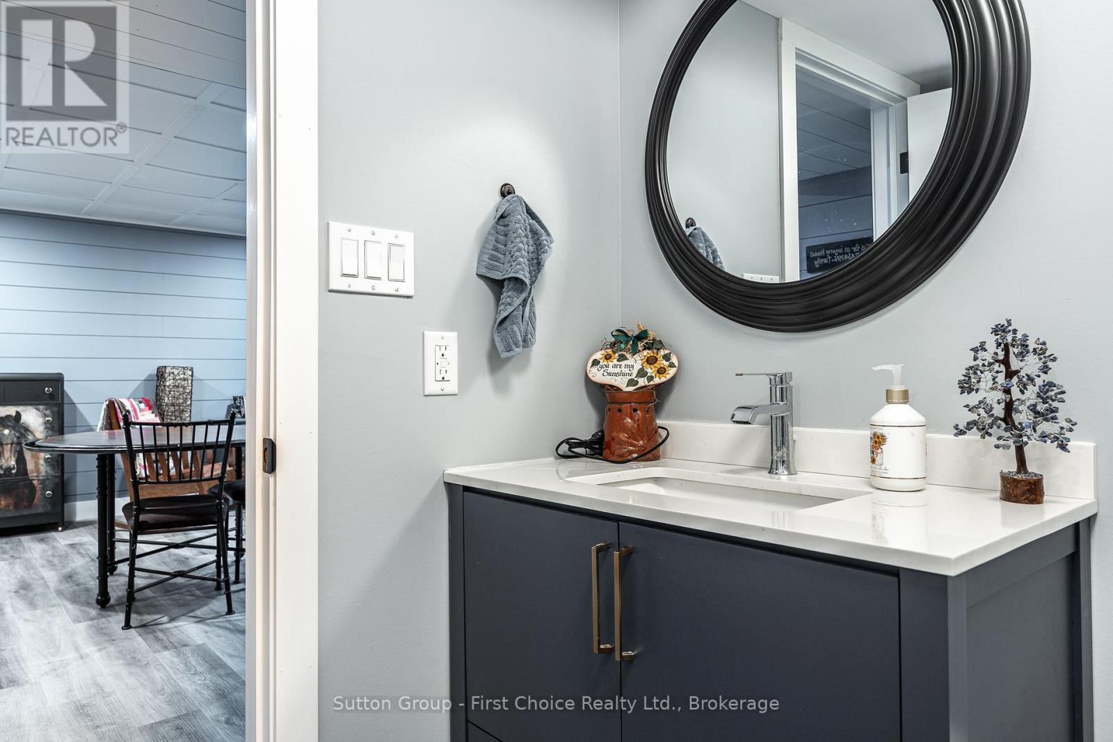 135 EGAN AVENUE - 22
