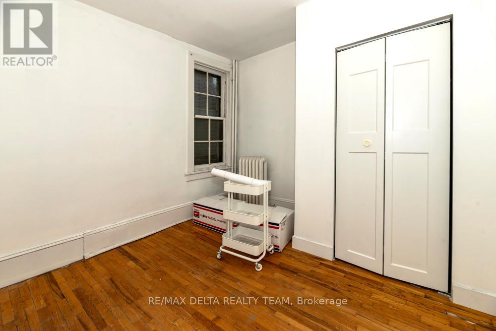 225 ST. PATRICK STREET - 22