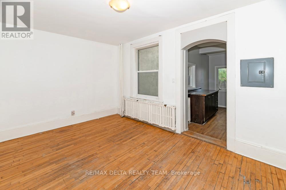 225 ST. PATRICK STREET - 23