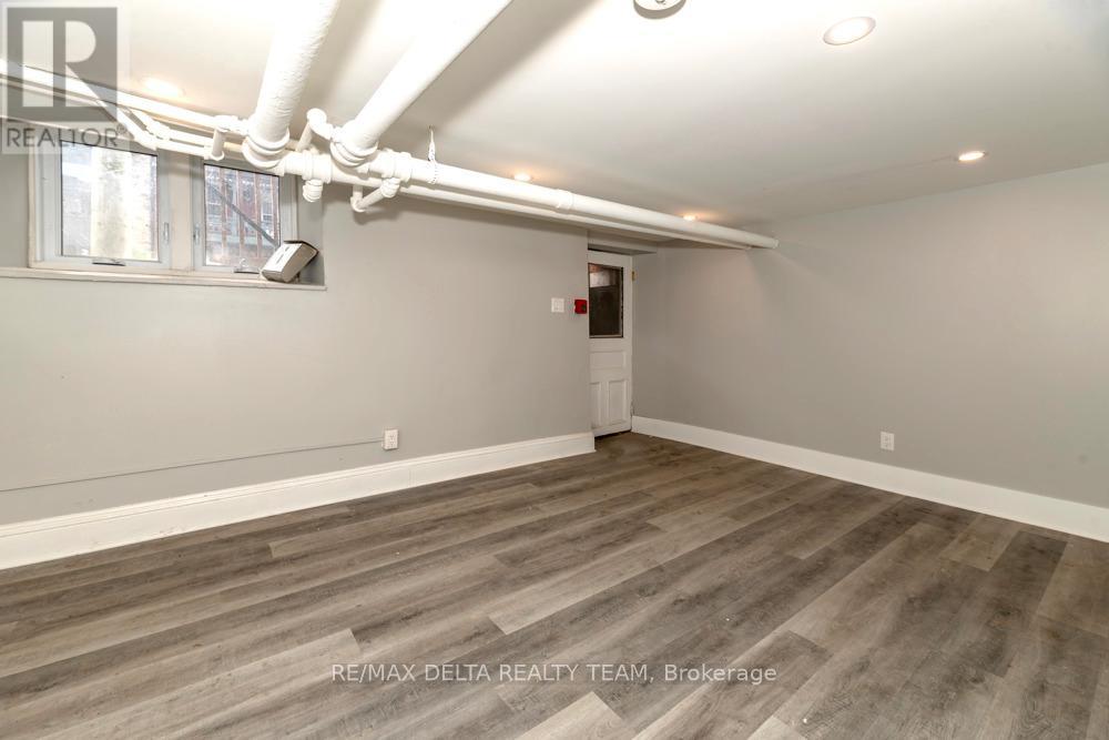 225 ST. PATRICK STREET - 4