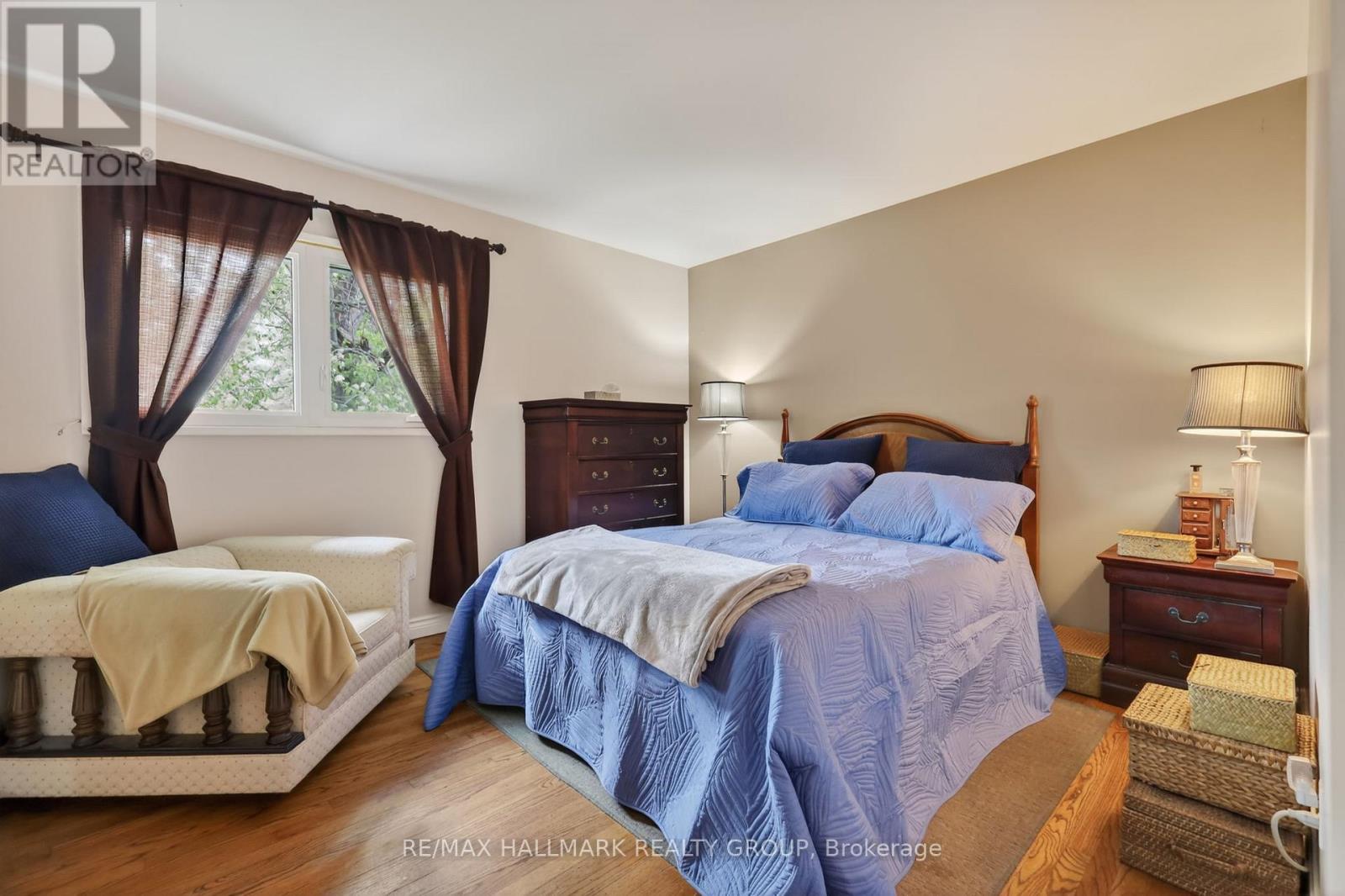1317 AVENUE Q - 19