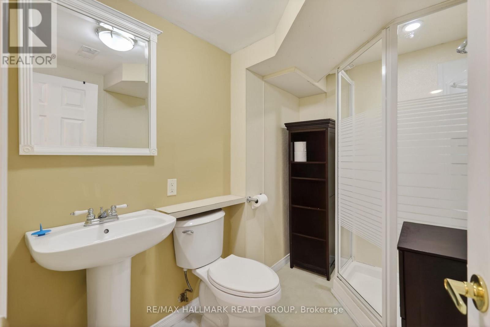 1317 AVENUE Q - 25