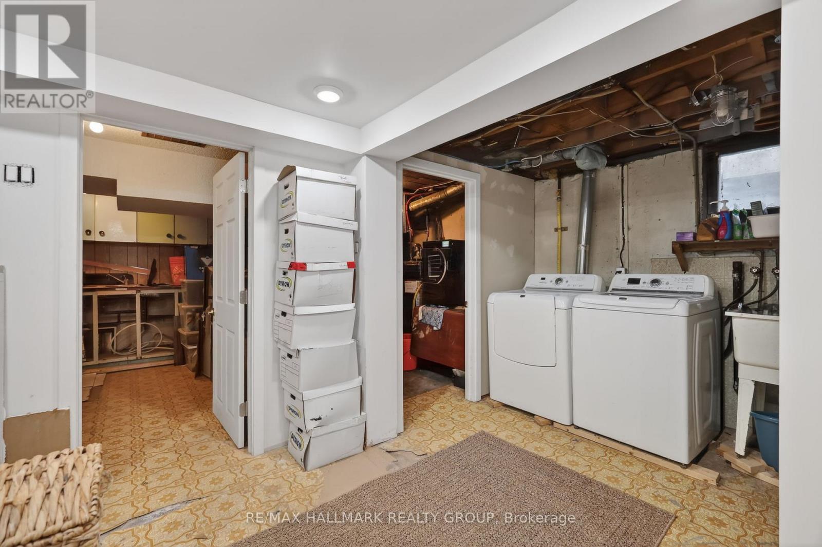 1317 AVENUE Q - 34