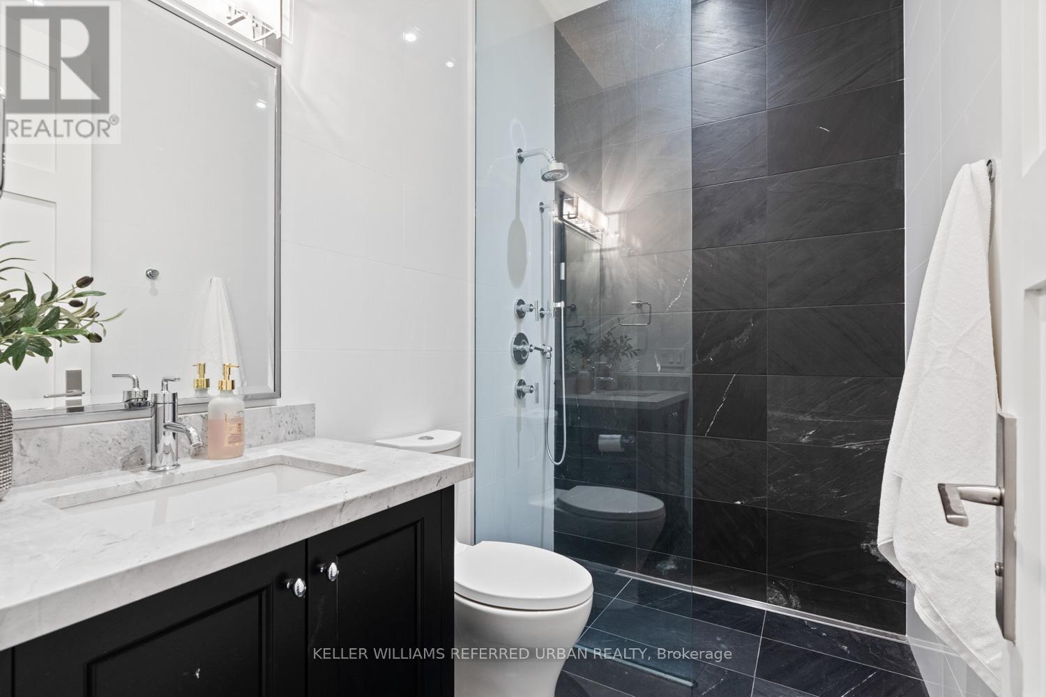 45 NORDEN CRESCENT - 14