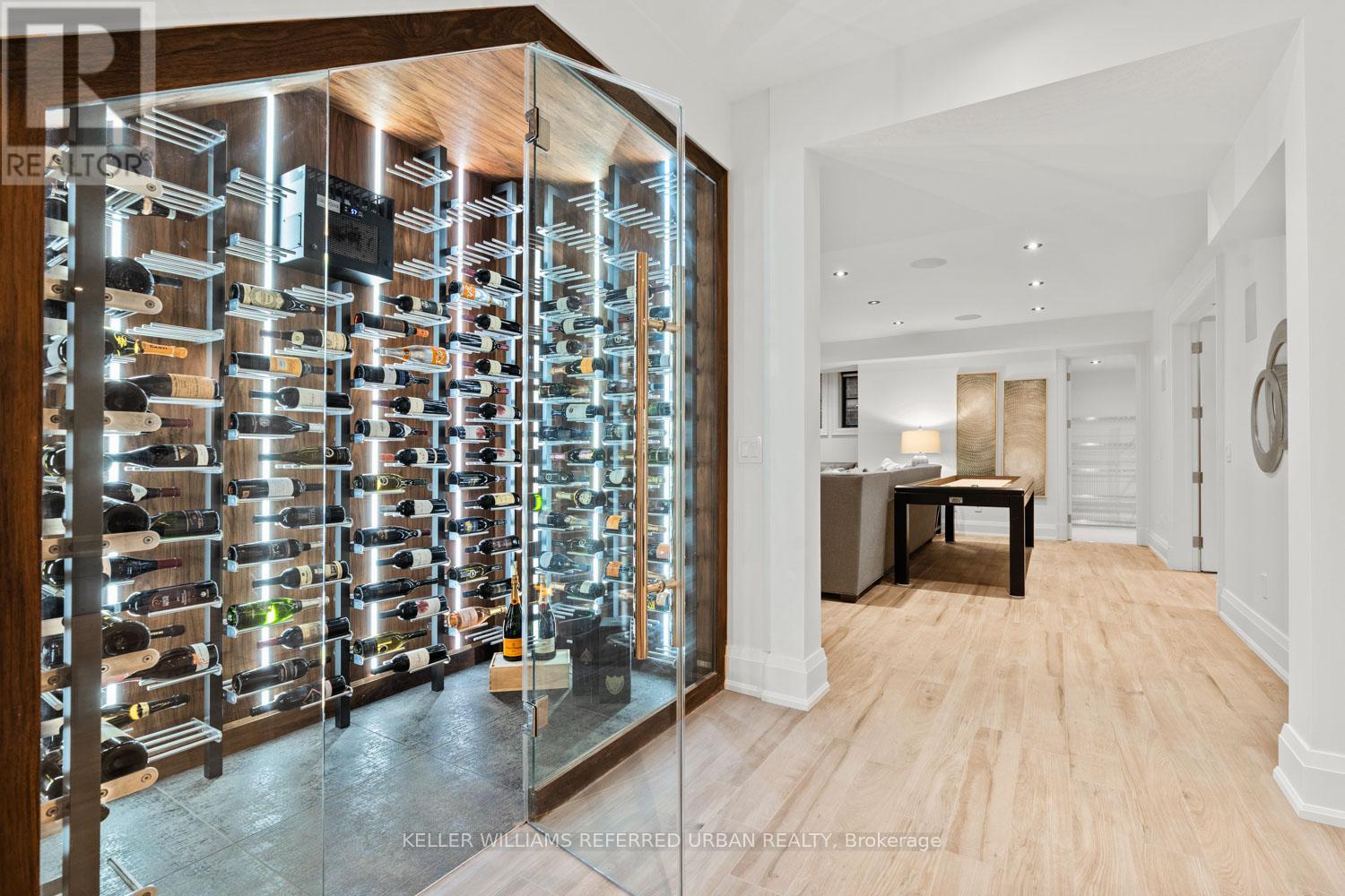 45 NORDEN CRESCENT - 38