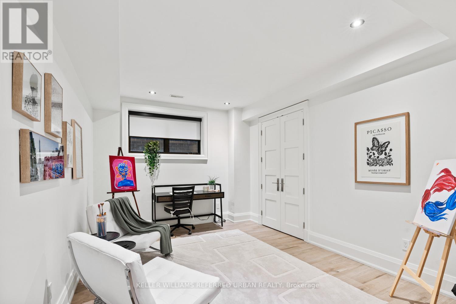 45 NORDEN CRESCENT - 43