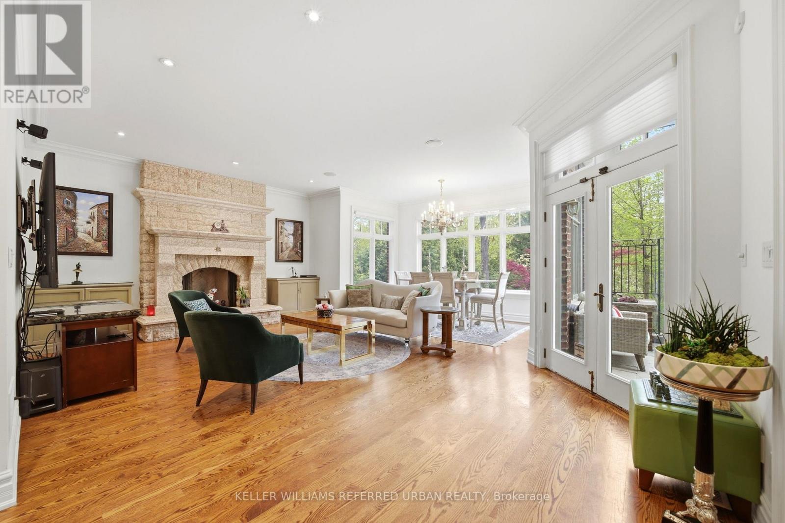 41 WENTWORTH AVENUE - 20