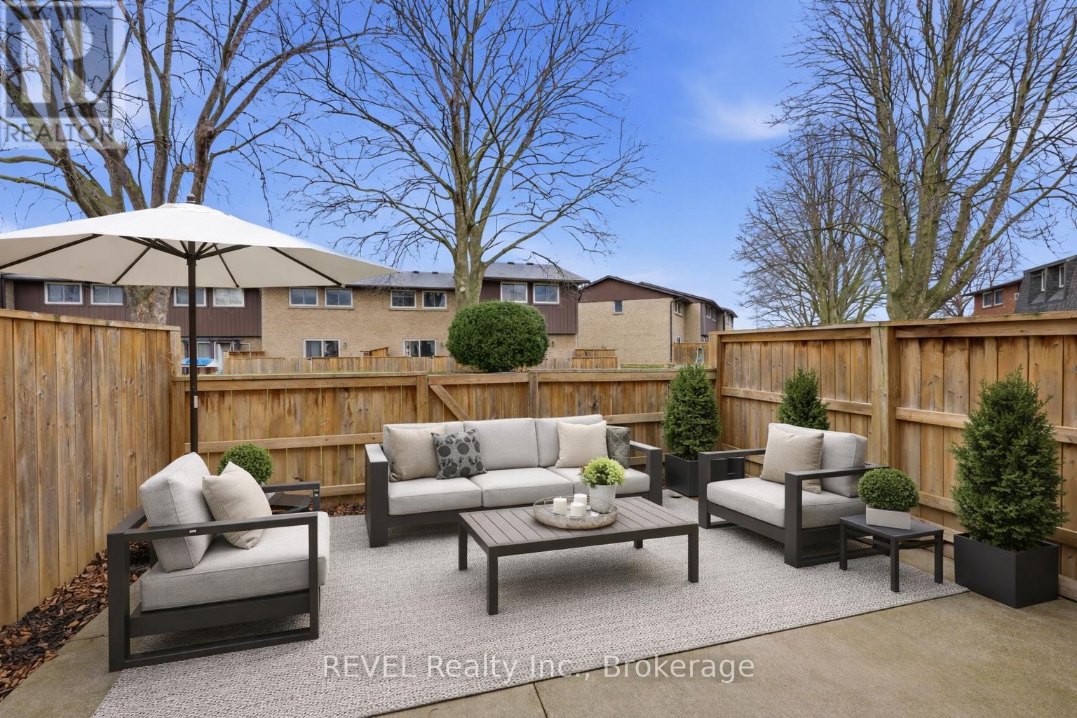 #15 151 LINWELL ROAD - 41