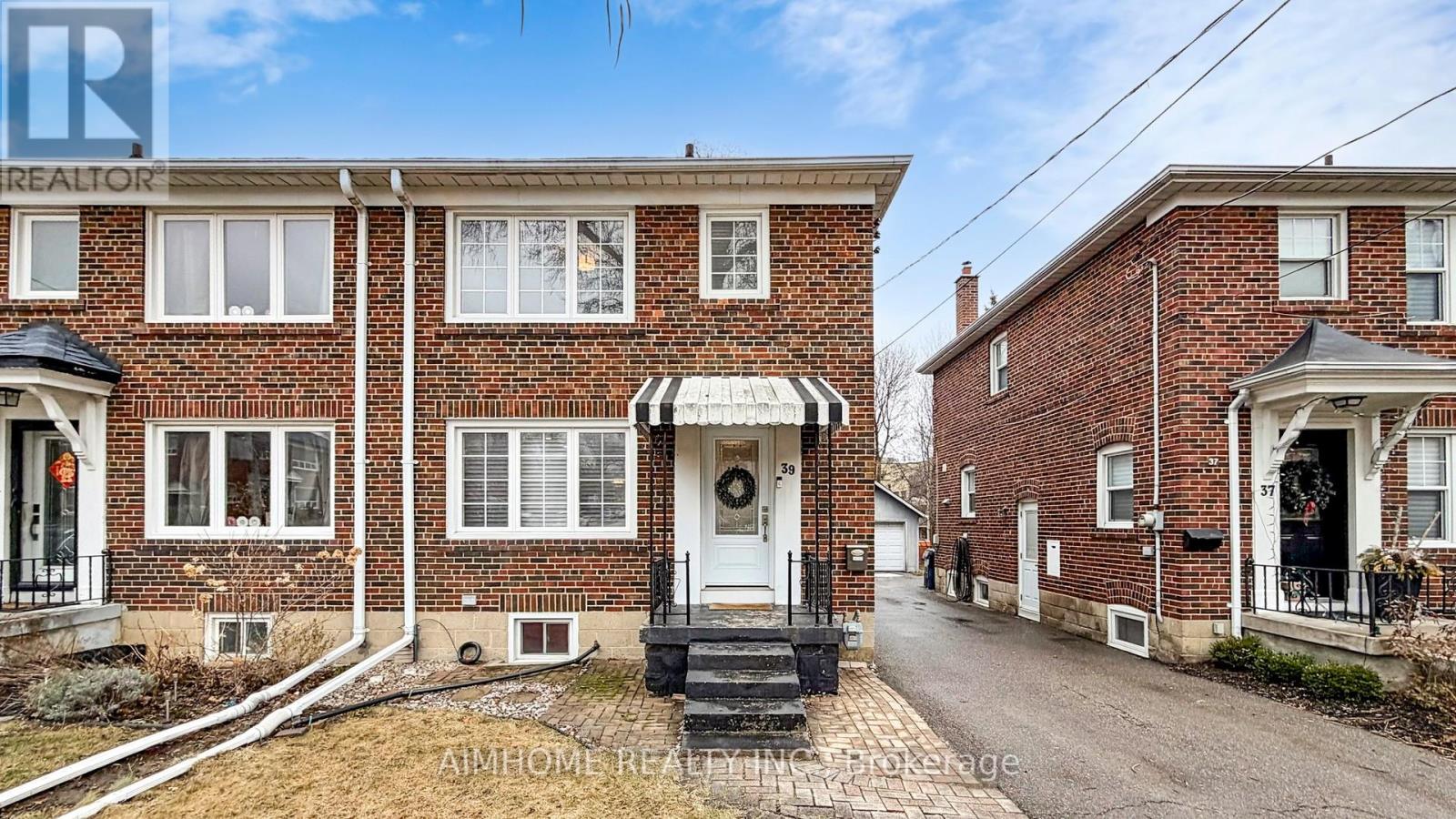 39 BRENTCLIFFE ROAD - 1