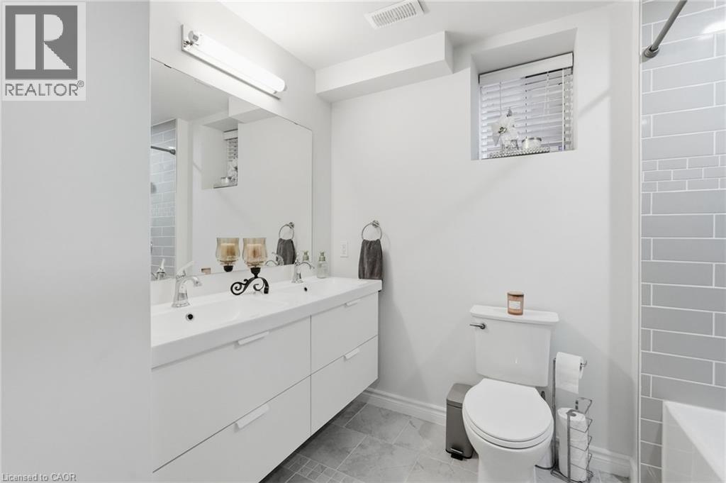 109 RAY Street N, Hamilton, Ontario, L8R2Y1 — Photo 23