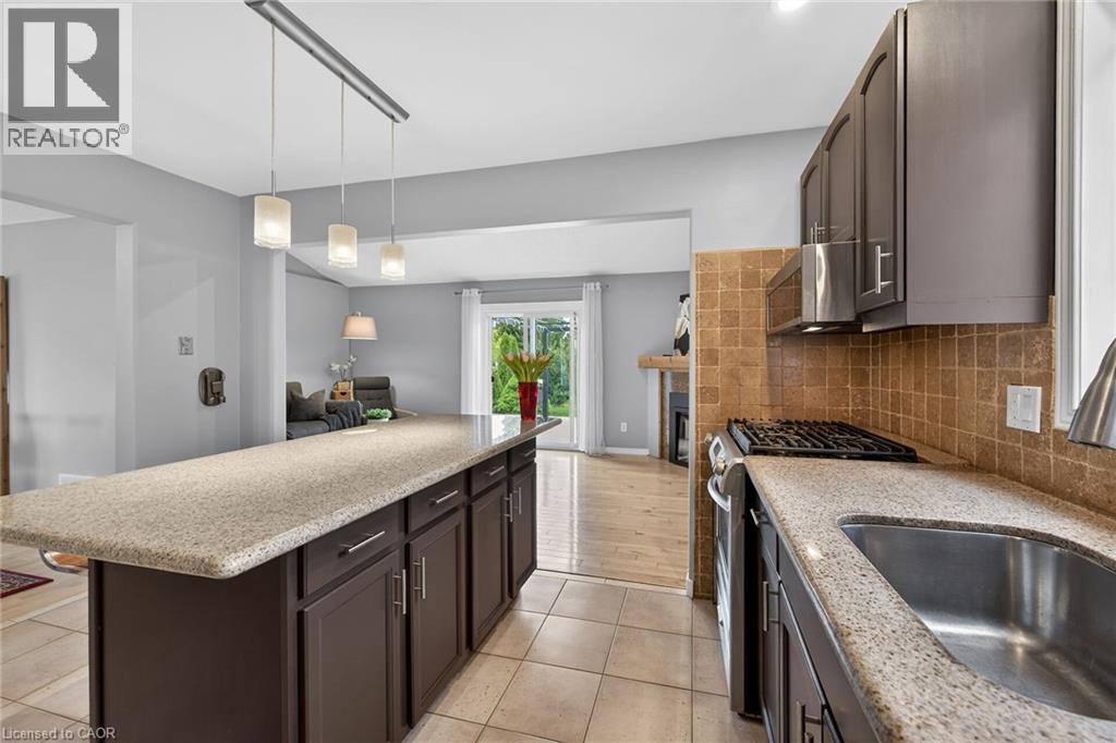 35 COVE Crescent, Stoney Creek, Ontario, L8E5A3 — Photo 19