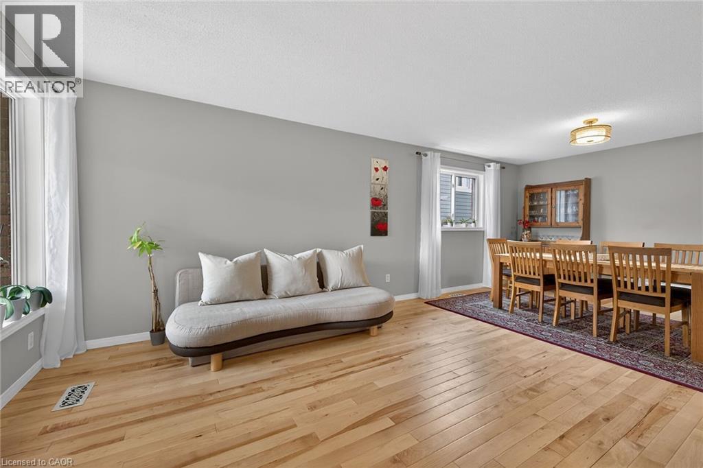 35 COVE Crescent, Stoney Creek, Ontario, L8E5A3 — Photo 42