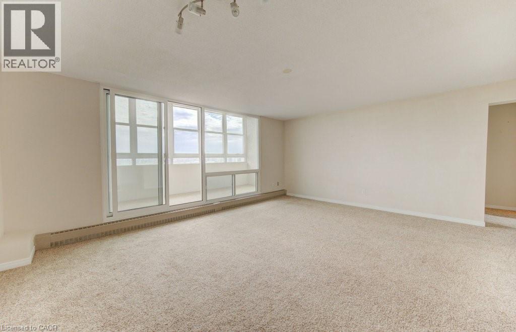 225 HARVARD Place Unit# 1711, Waterloo, Ontario, N2N1C3 — Photo 34
