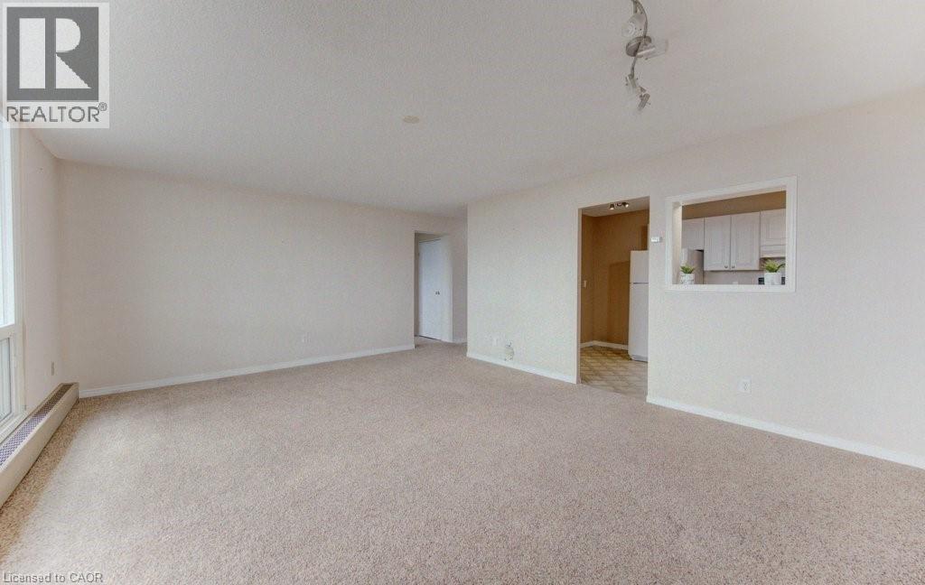 225 HARVARD Place Unit# 1711, Waterloo, Ontario, N2N1C3 — Photo 37