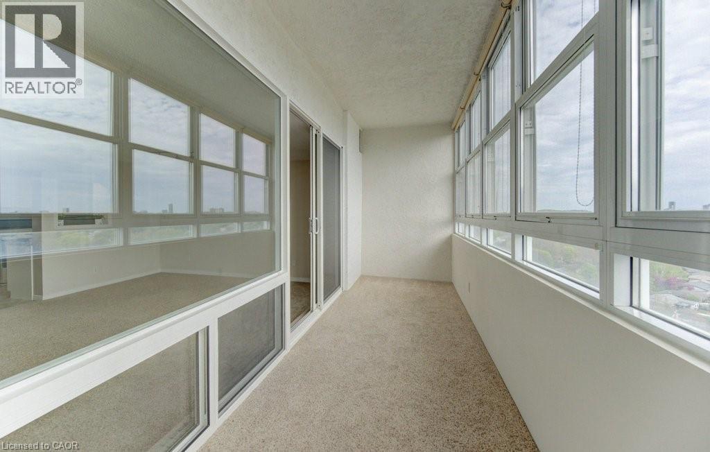 225 HARVARD Place Unit# 1711, Waterloo, Ontario, N2N1C3 — Photo 27