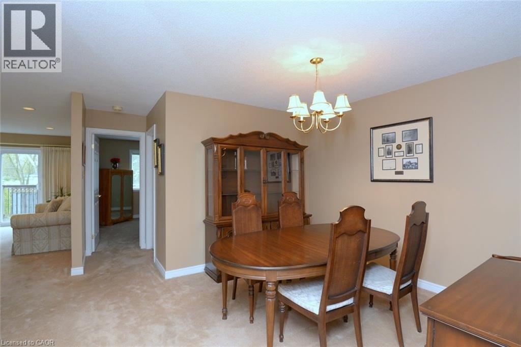 210 FIDDLERS GREEN Road Unit# 1, Ancaster, Ontario, L9G1W6 — Photo 16