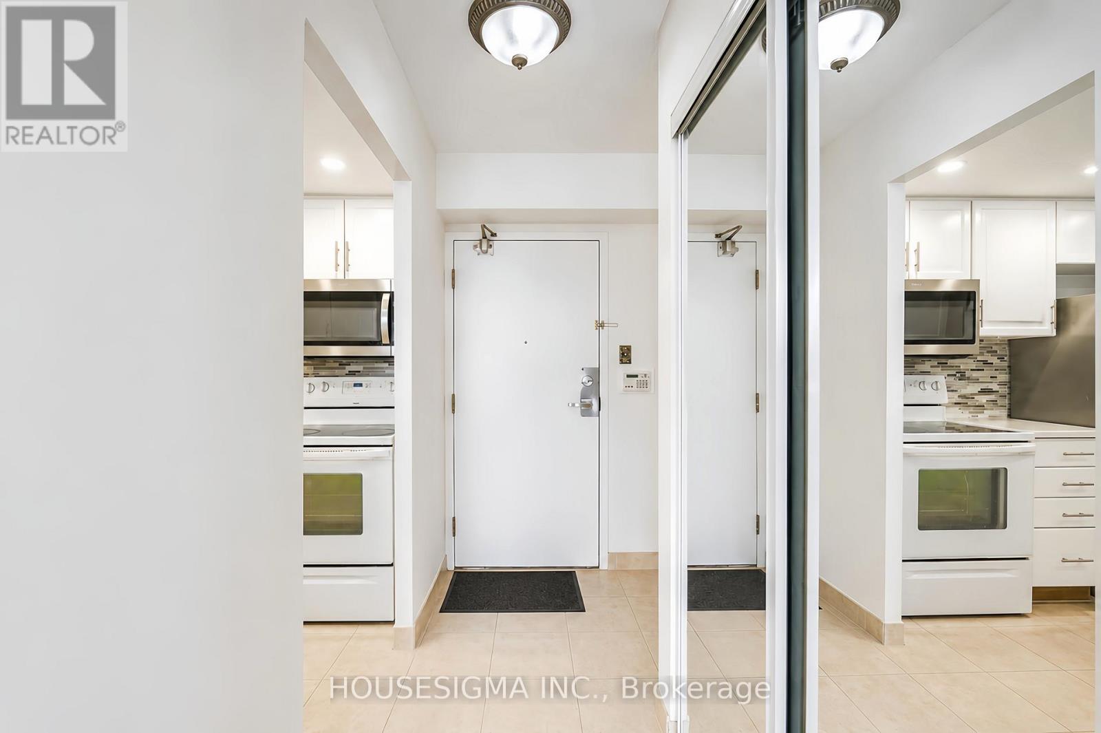 #1602 5 GREYSTONE WALK DRIVE - 21