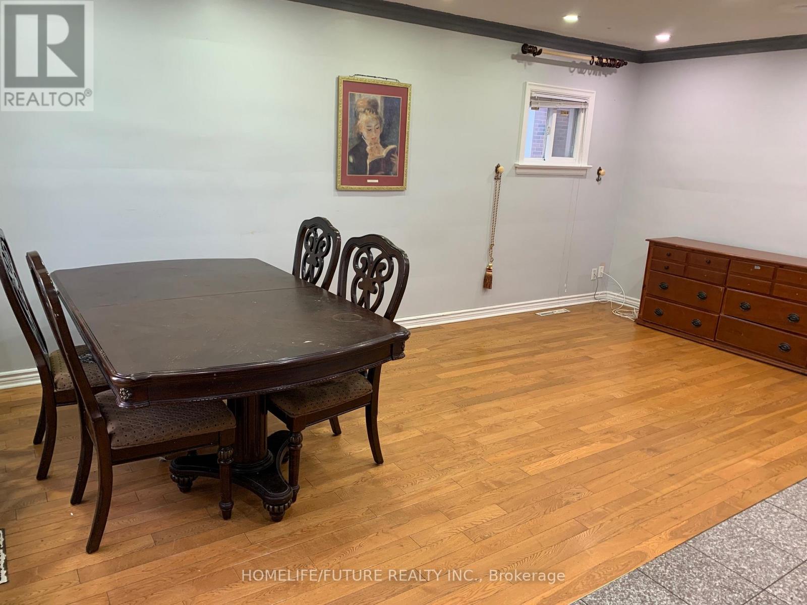 Listing photo of MAIN - 1 MAXIM CRESCENT