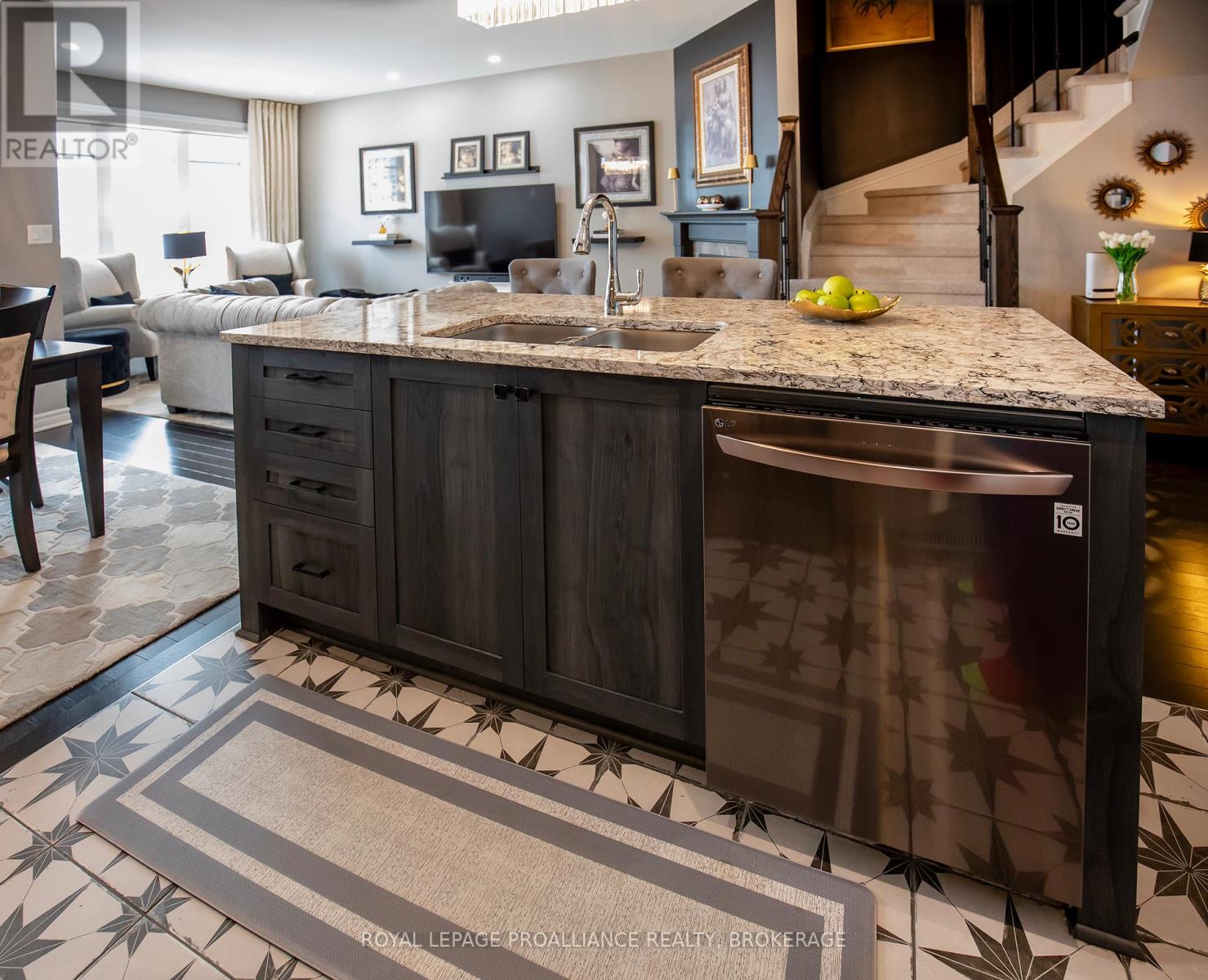 1380 DEMERS AVENUE - 5