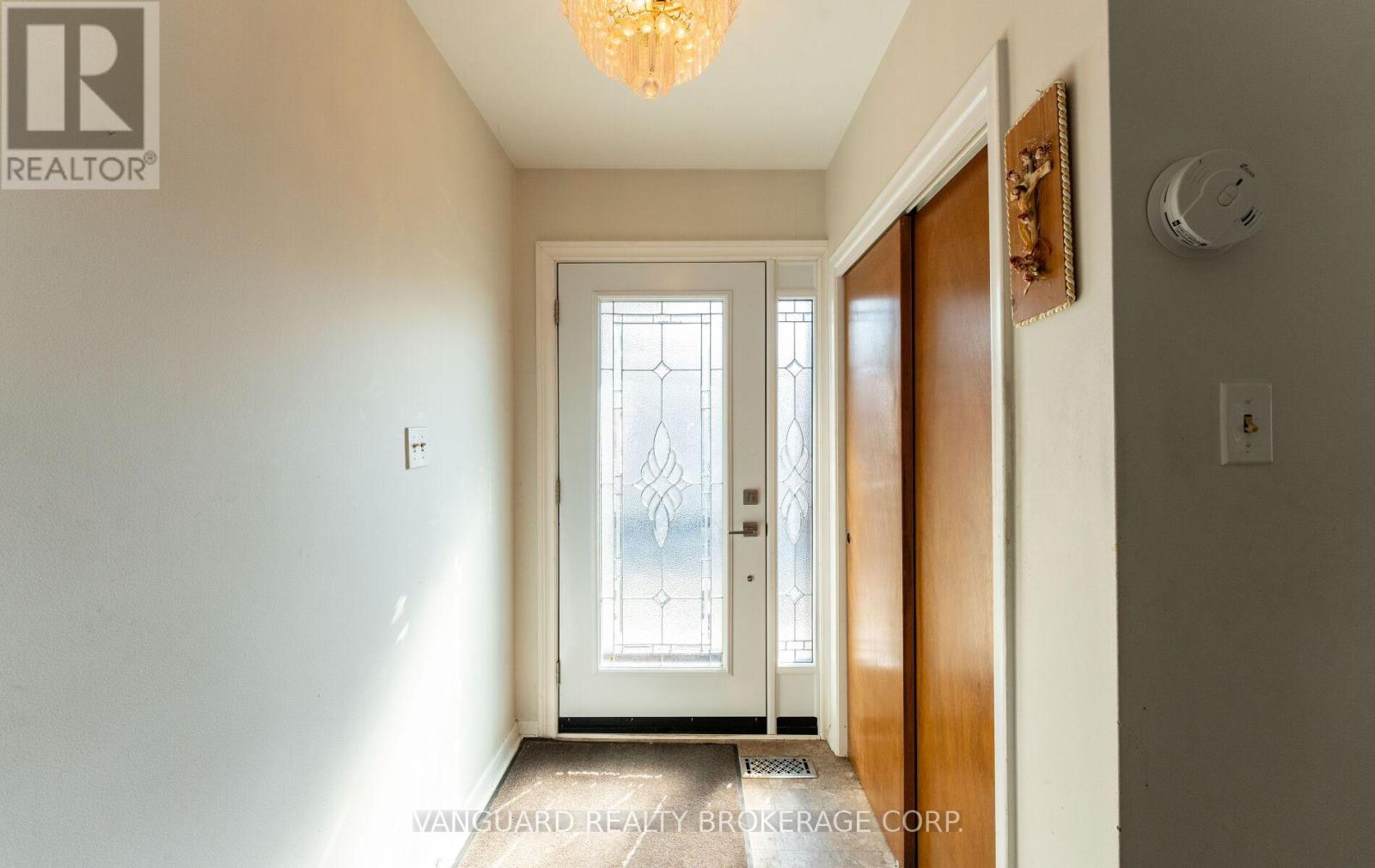 182 DIXON ROAD - 9
