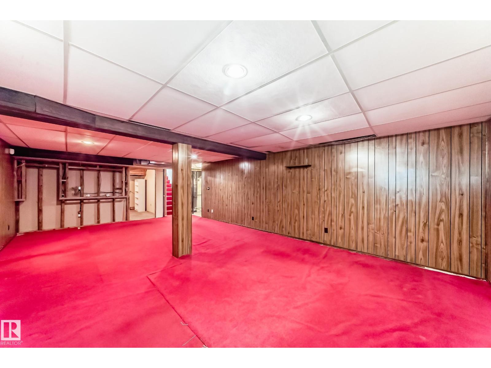 79 BROADVIEW CR - 44