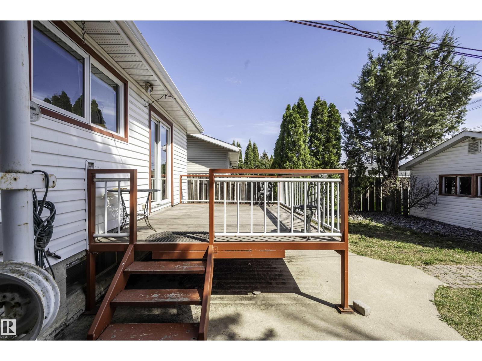 9331 52 ST NW - 47